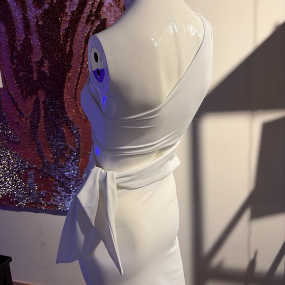 Just Bee Queen White Cut-Out One-Shoulder Dress Size S Designer Resort Wear - Picture 4 of 6